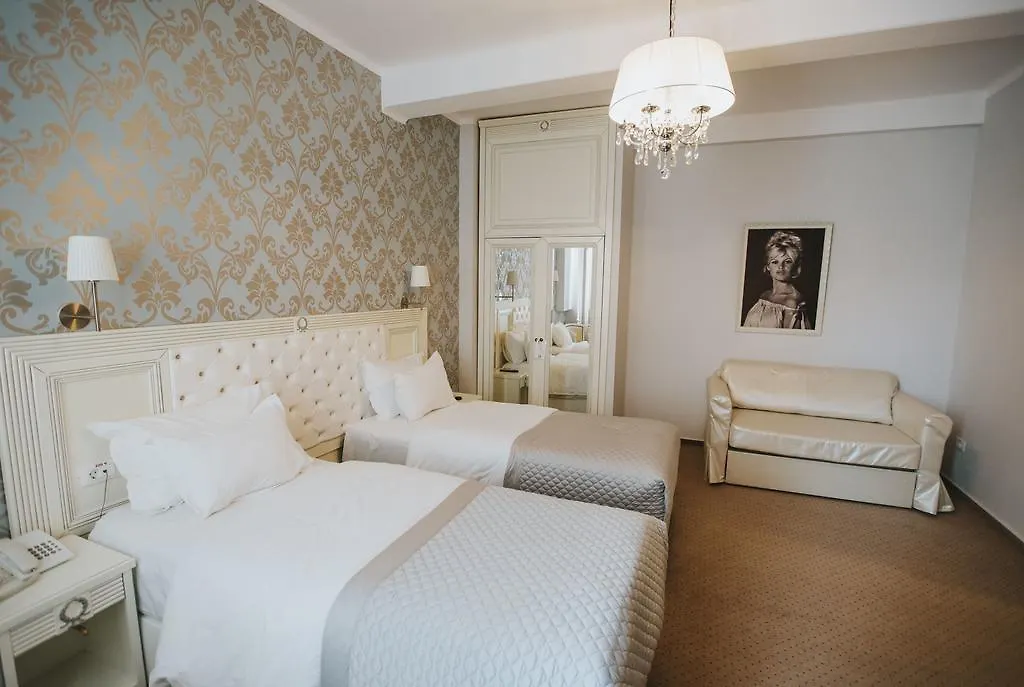 Vila Cornelia Bucarest 3*,