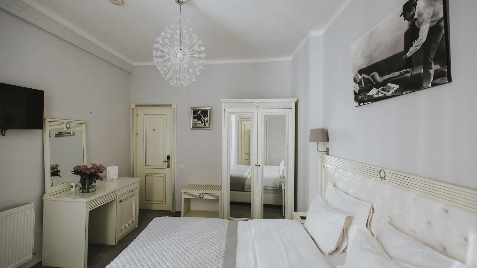 Vila Cornelia Bucarest 3*,  Romania